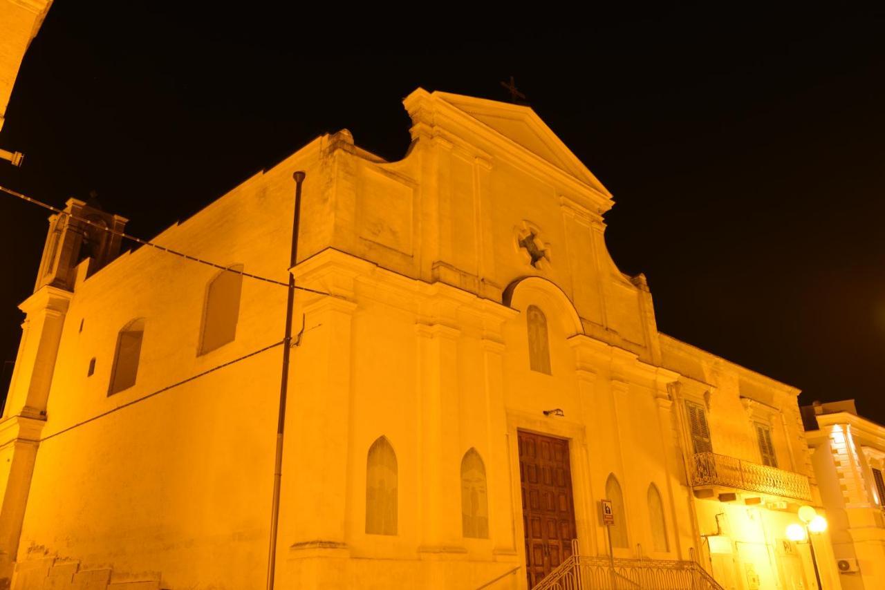 L'Antico Palazzo Bed & Breakfast Canosa di Puglia Exterior photo