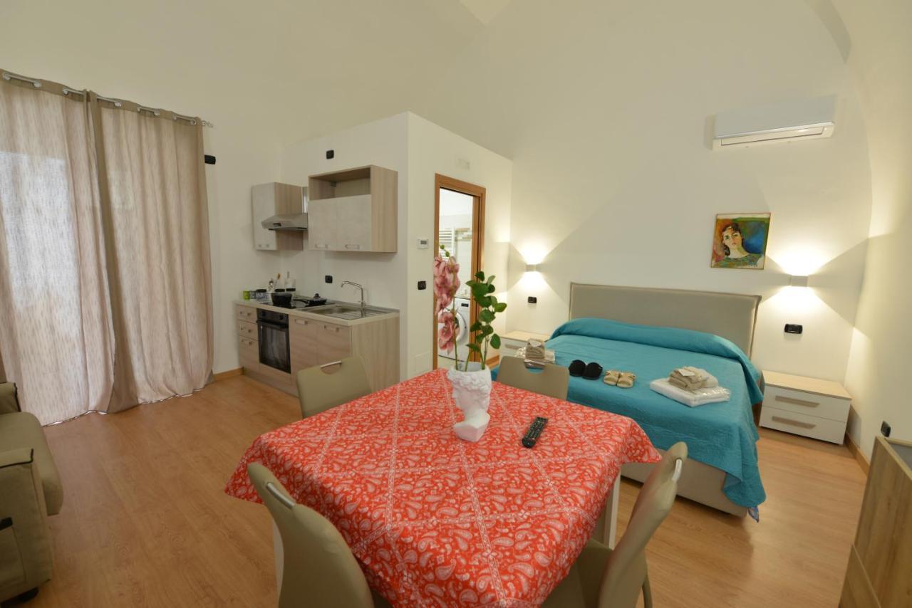 L'Antico Palazzo Bed & Breakfast Canosa di Puglia Exterior photo