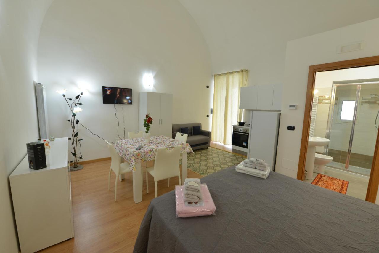 L'Antico Palazzo Bed & Breakfast Canosa di Puglia Exterior photo