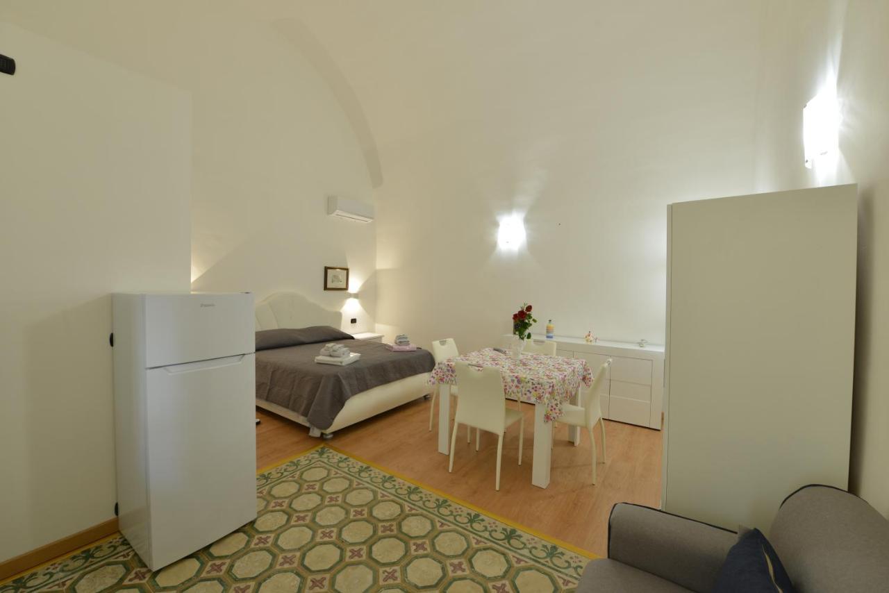 L'Antico Palazzo Bed & Breakfast Canosa di Puglia Exterior photo