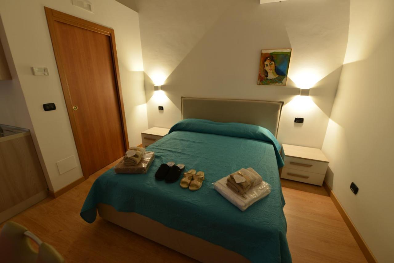 L'Antico Palazzo Bed & Breakfast Canosa di Puglia Exterior photo